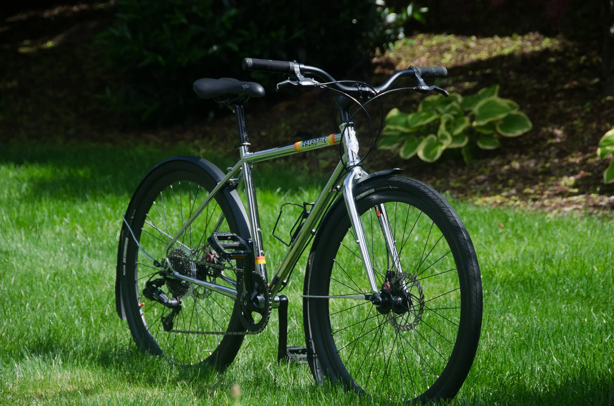 Fairdale Archer Weekender bicycle standing up in the grass